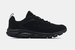 all black men's running shoes under armour